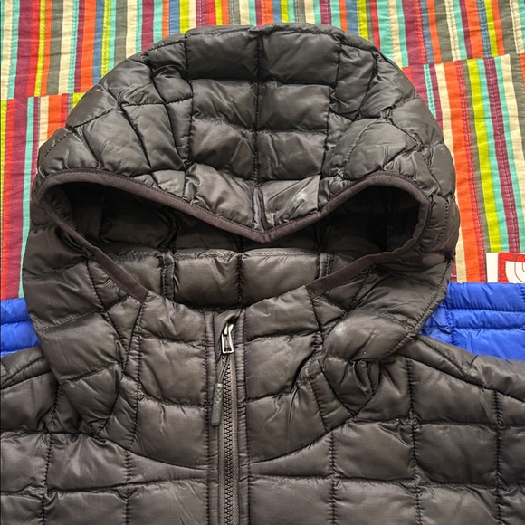S Sale 1/2 priceThe North Face Hooded Jacket thermo ball size large new - Picture 7 of 15